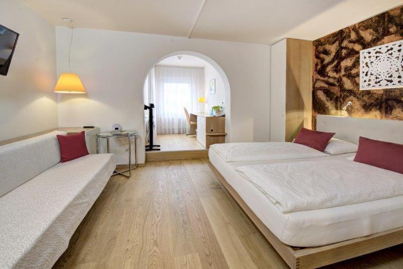 Hotel Schlair Kremsmuenster Exterior photo